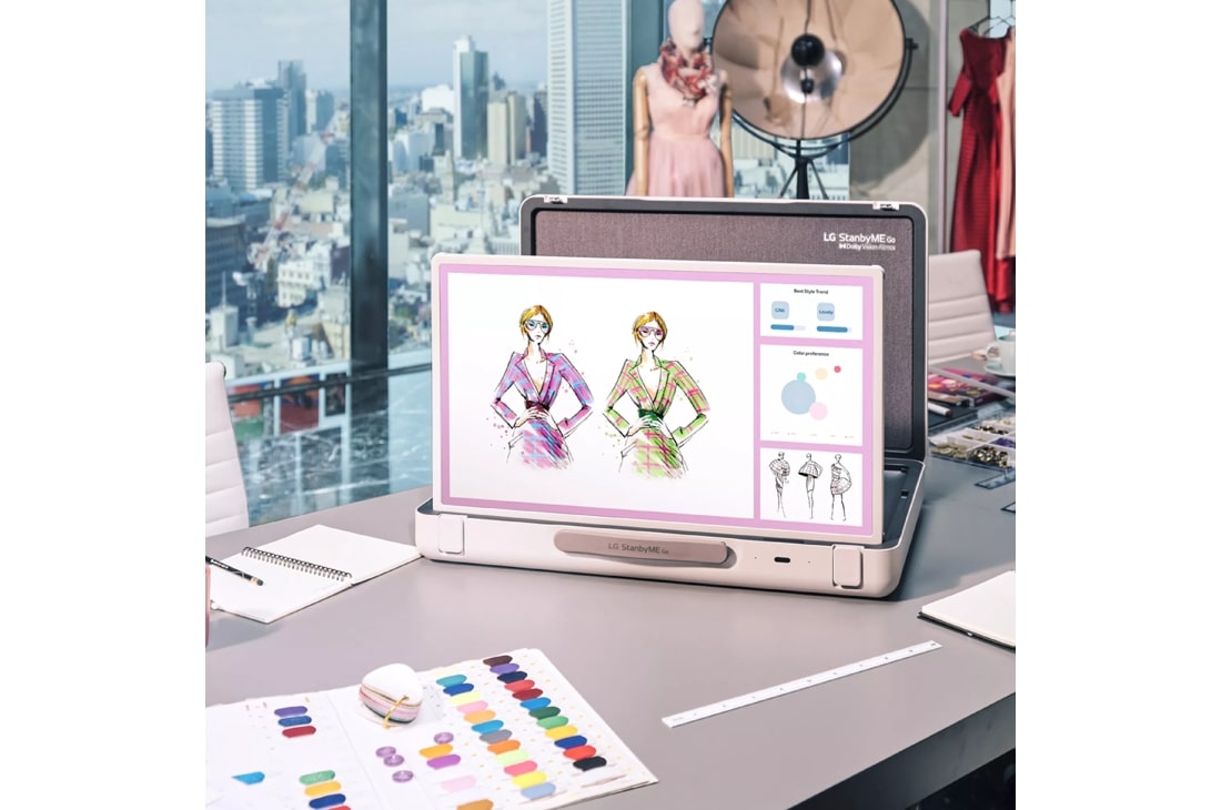 LG StanbyME Go - 27" Portable Smart Screen Briefcase Design Wireless, Built-in Battery & Touch Control