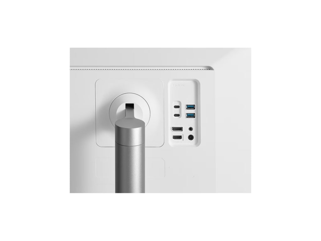 LG 32BL95U-W 32" Nano IPS UHD 4K UltraFine Monitor