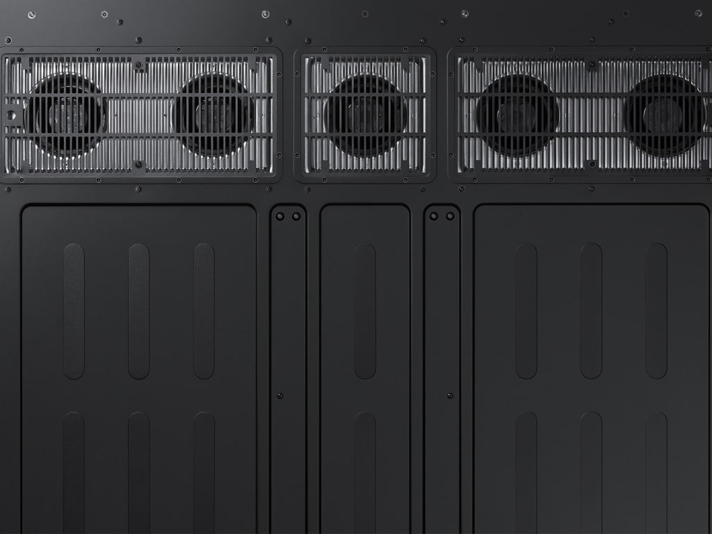 Samsung OH75A - 75" Outdoor Signage Display