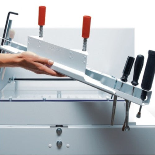 MBM VRCut Ready Triumph™ 5560LT Cutter Package